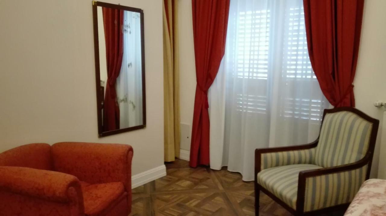 Demetra Rooms Палермо Екстер'єр фото